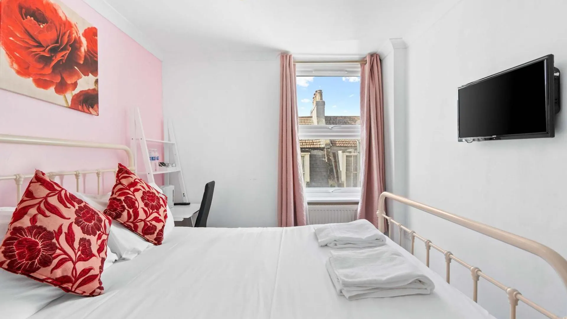 Brighton Pier Stay Comfort In The City